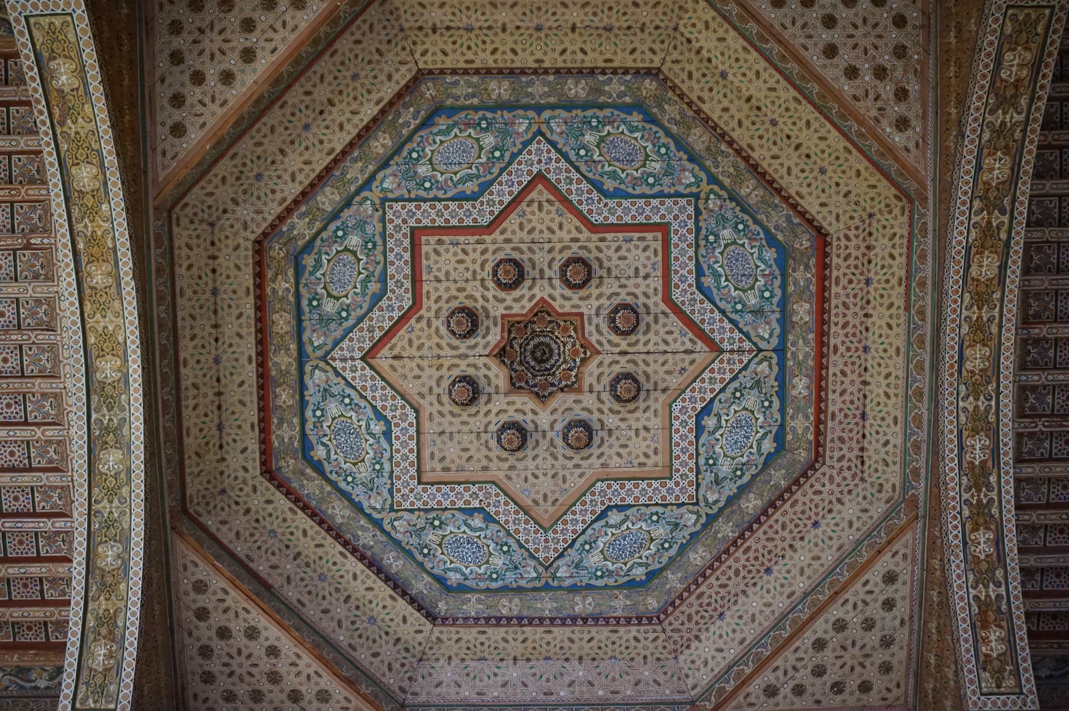 Painted octagonal dome ceiling in Bahia Palace